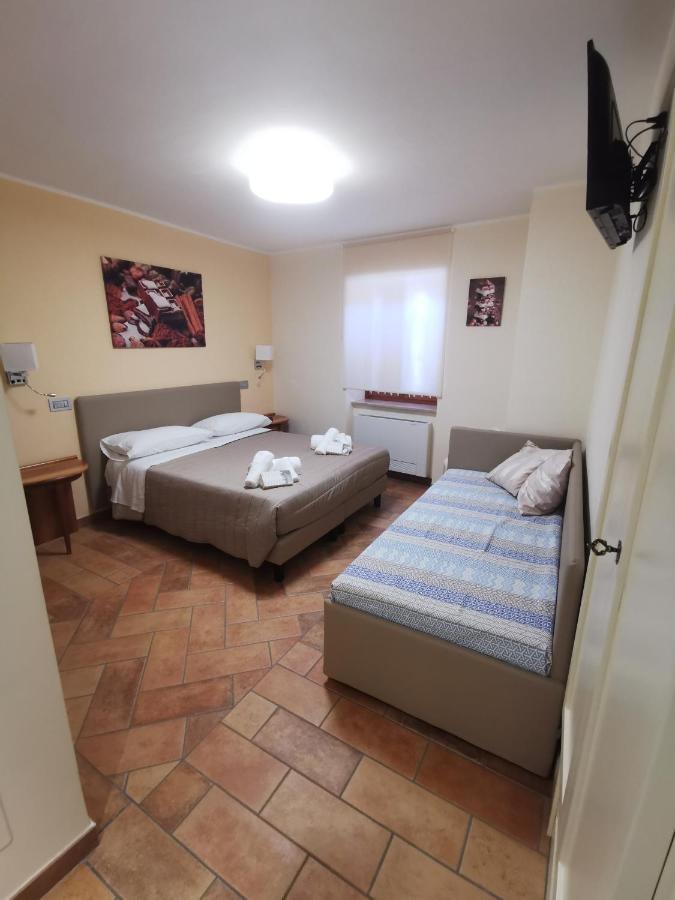 Lucyben Guesthouse Cascia Extérieur photo